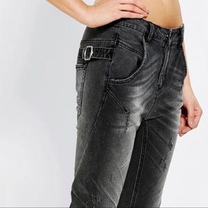 Vintage BDG relaxed distressed jeans